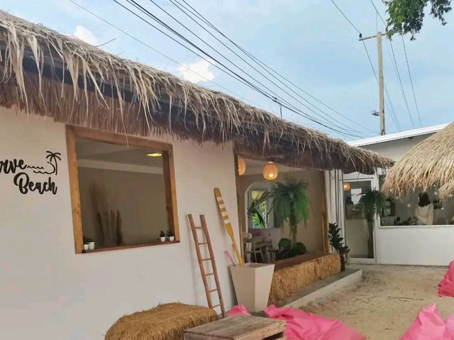 Curve Beach Cafe

