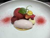 Fine Dining at Koral Aquarium Restaurant