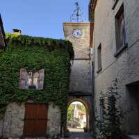 The village of Lurs 