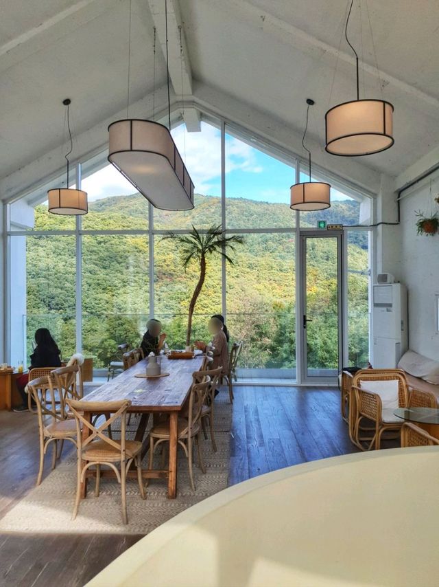 가을에 더 예쁜 마운틴뷰, 김해 장유카페 더 세하🏡