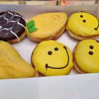 Mr.HaPpY at Dunkin