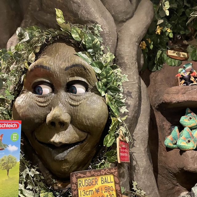 Rain forest Cafe レインフォレストカフェ