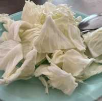 หมี่ยำรสเด็ด ต้องมาลองค่ะ ป้าเปลี่ยนหมี่ยำ
