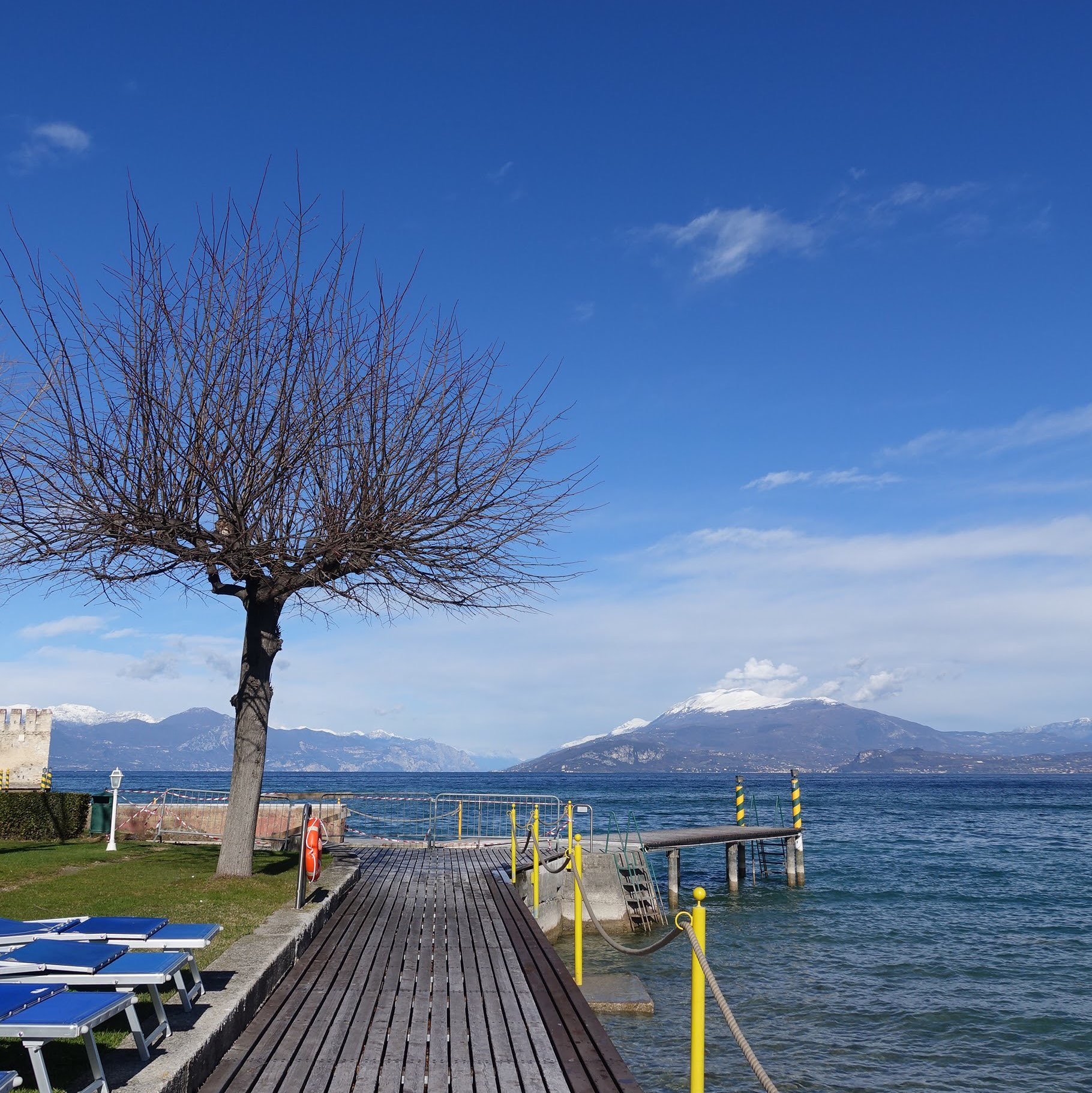 이탈리아 가르다 호수, 그림 같은 마을 '시르미오네' | 트립닷컴 시르미오네 트래블로그