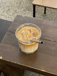 유럽에서 한국 감성을 느끼고 싶다면? Cafe tout va bien