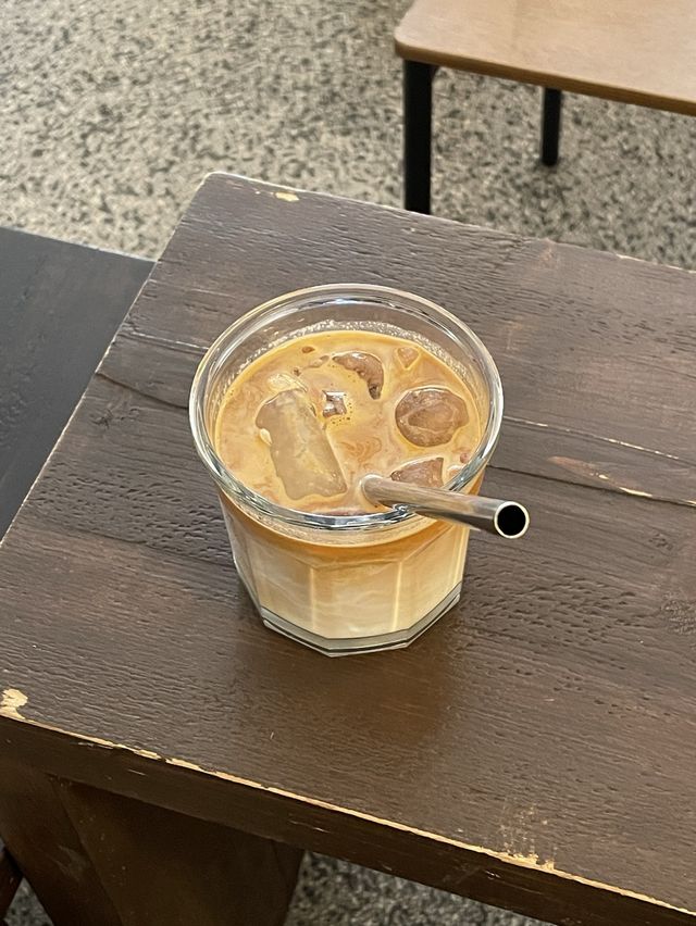 유럽에서 한국 감성을 느끼고 싶다면? Cafe tout va bien