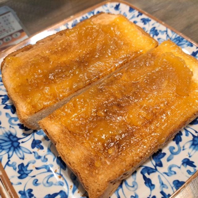 著名叉燒蛋飯王牌冰室🟨🍖🥪