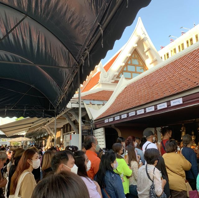 เอาฤกษ์เอาชัยปีใหม่นี้ ไหว้ศาลหลักเมืองกรุงเทพกัน