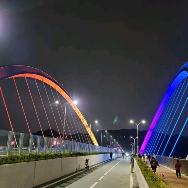 將藍大橋 , 將軍澳澳南海濱公園！新地標！打卡聖地！