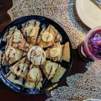 Hippo Cafe & Restaurant 