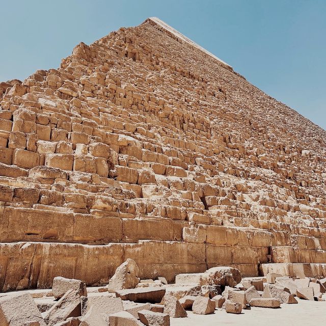 THE GREAT PYRAMID OF GIZA 