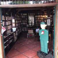 Cafe for knowledges 