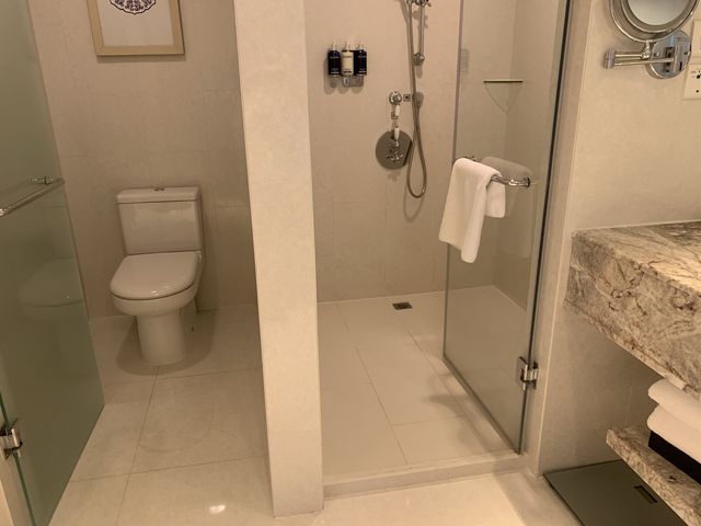 典雅帶點貴氣帶點中華文化的中環酒店