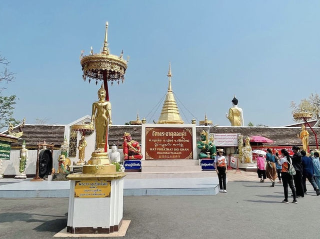 พระธาตุดอยคำ หลวงพ่อทันใจ จังหวัดเชียงใหม่