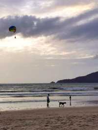 หาดป่าตอง​ เที่ยวได้ทั้งกลางวัน​ กลางคืน