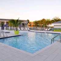 Clarion Inn & Suites Across, Orlando