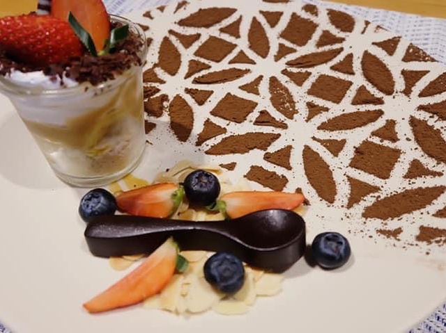 เป็นทั้งที่พักและร้านอาหาร เป็นทุกอย่างให้เธอแล้ว