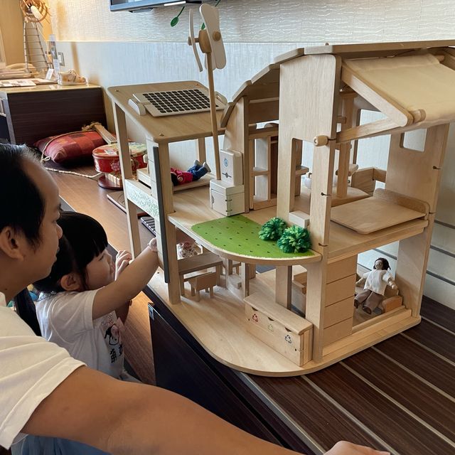 勁多小朋友玩具嘅酒店