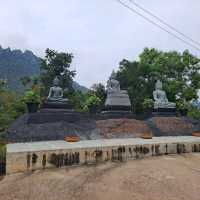 ชมวิววัดบนภูเขาสูง สัมผัสสายหมอกเมืองแจ้ห่ม ลำปาง