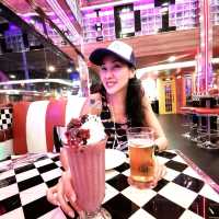 The Diner อเมริกันไดเนอร์สุดเกร๋ย่านราชพฤกษ์