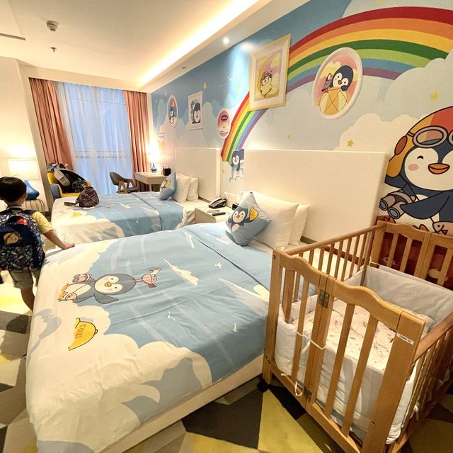 抵玩！企鵝親子主題房+遊樂場