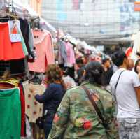 ตลาดประตูน้ำ