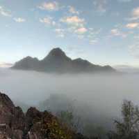 ผาแดง หนองเขียว ลาว