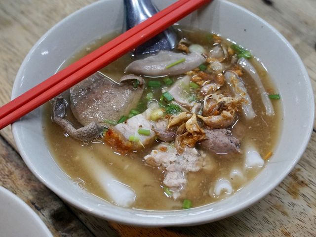 ข้าวต้มแห้งร้านอร่อย ร้านดัง เมืองภูเก็ต