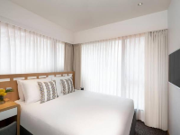 Services Hotels
