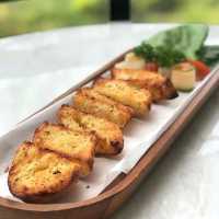 NEIGHBOR EATERY CAFE SEMARANG