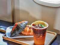 747 Cafe คาเฟ่เครื่องบินที่ใหญ่ที่สุดในโลก