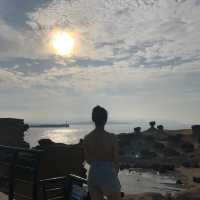 여왕머리바위를 볼 수 있는 대만 예류지질공원 
