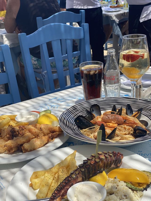산토리니 해변이 보이는 지중해 식당 APOLLON🇬🇷