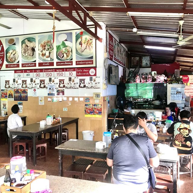 布吉連續多年米其林店餐廳