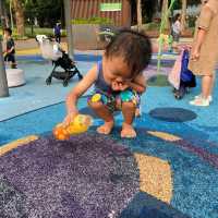 《親子活動～屯門公園共融遊樂場玩水區》