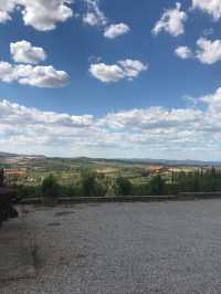 Going to Cantine- Winery in Montepulciano 