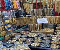 lovely tourist spot to shop~Portobello Market