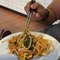 MugHug Cafe, Thames Town 