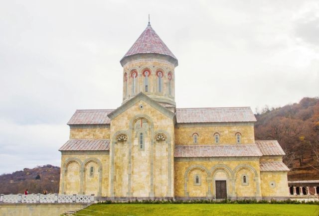 Georgia's off-the-beaten-path attraction, the Shavnabada Monastery.