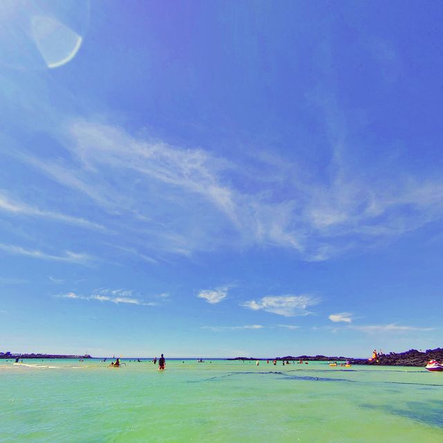 🏝 오름을 바라보며 해수욕을 즐기는, 함덕해수욕장