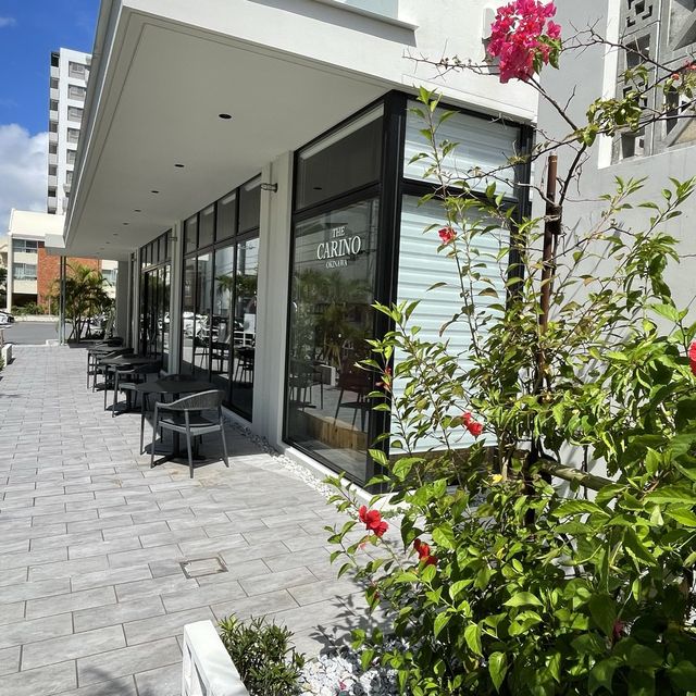 カクテルステイ内のお洒落なレストラン『The Carino Okinawa』