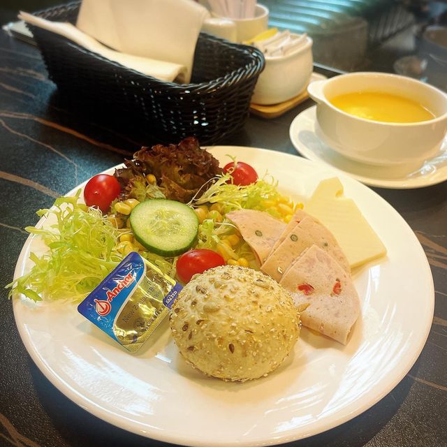 🍽 珀麗酒店協奏坊抵食半自助餐