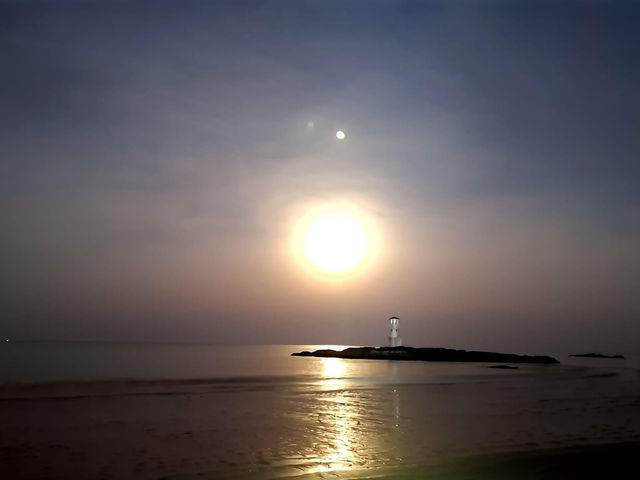 หาดทรายทอง ….🏝