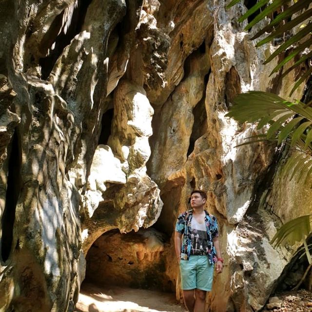 หุบป่าตาด อุทัยธานี
