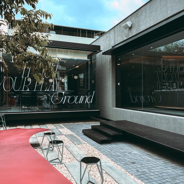 FIGUREGROUND CAFÉ  [สุทธิสาร -ซอยอินทามระ 20] 