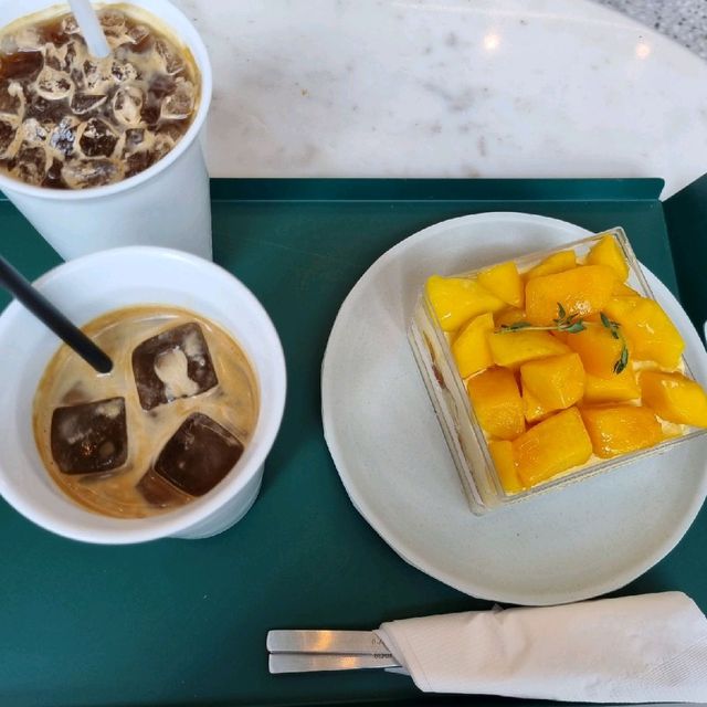 진주 신상 금산 카페  '하우스오브' 