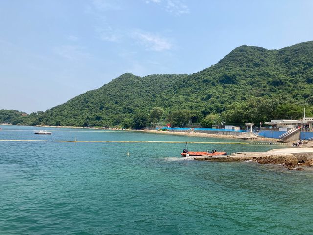 Accessible and beautiful beach, Sharp Island. 
