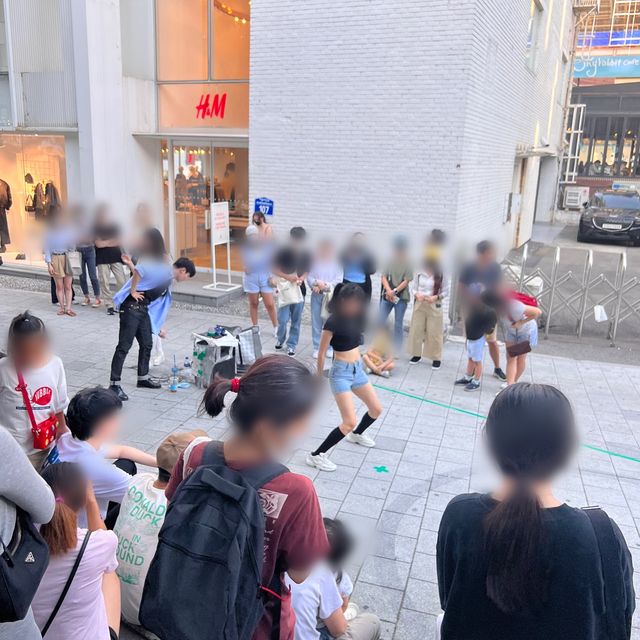 韓国/ソウル【弘大】若者の街弘大(ホンデ)の街並み