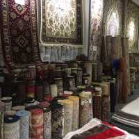 Carpet lovers will love it here