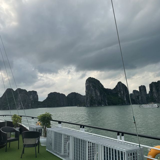 Amazing Day Cruise in Ha Long Bay